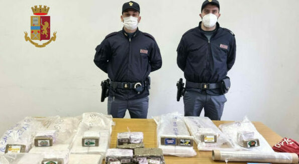 Milano – Nascondeva 22 kg di droga nell’appartamento dell’amica in viale Monza: arrestato 46enne