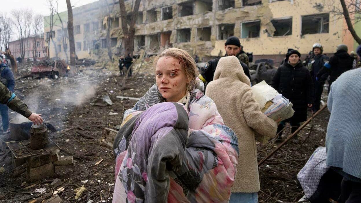 Orrore in Ucraina – Bombe sull’ospedale pediatrico, strage di bambini