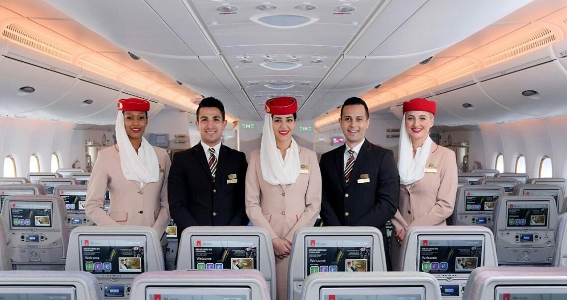 A Milano Emirates cerca Hostess e Steward – Stipendio da 2500 euro al mese (più sconti e shopping). Info e come candidarsi
