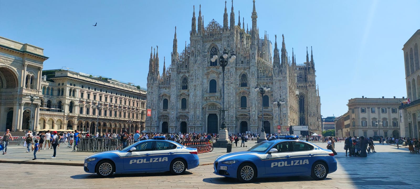 A Milano le nuove volanti della Polizia Alfa Romeo Giulia – FOTO