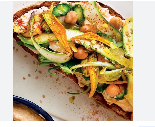 Milano – Uccisa da una cena vegana: 4 indagati