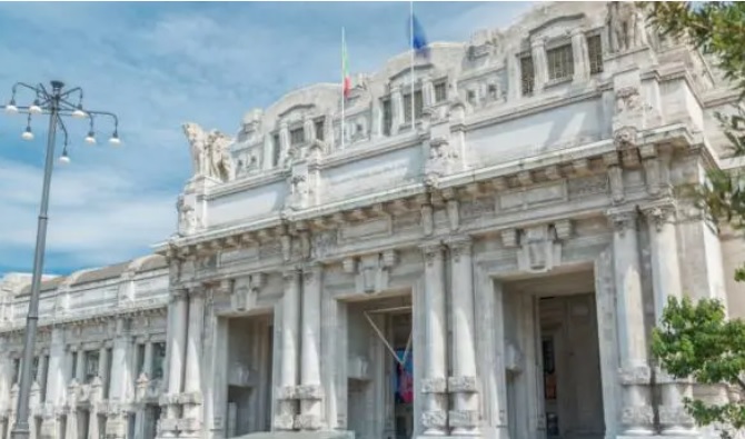 Milano: aggredisce due anziani vicino alla stazione Centrale per rapinarli. Era già stato denunciato ieri