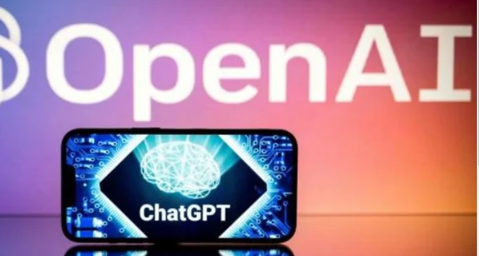 Stop immediato a Chat Gpt in Italia, interviene il Garante privacy: “A rischio i dati personali”