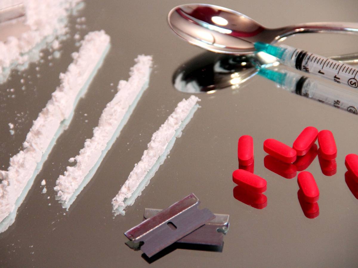 Milano – Nascondeva in casa oltre 6 kg di droga dello stupro: pusher italiano arrestato