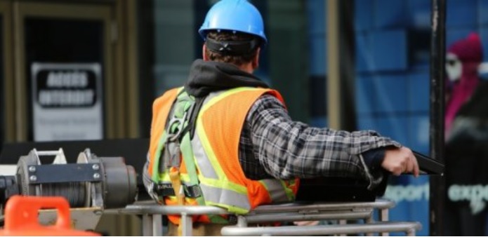 Dramma sul lavoro – Operaio investito da un getto di acqua bollente: è gravissimo al Niguarda