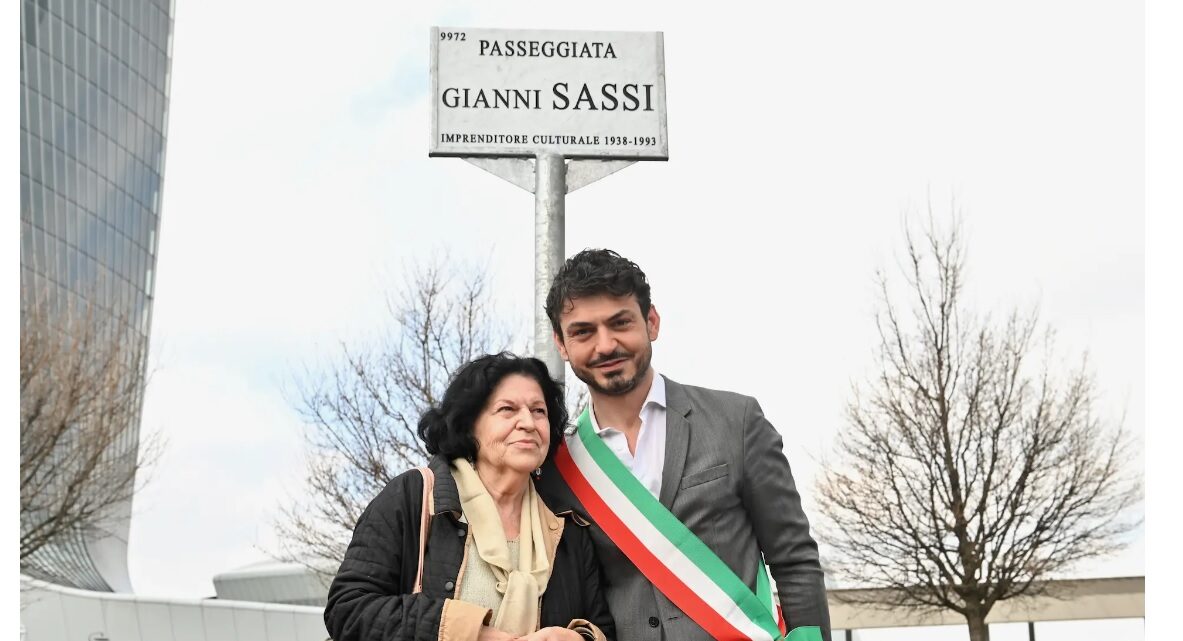 Milano – Inaugurata a Citylife la passeggiata Gianni Sassi, figura storica della cultura milanese