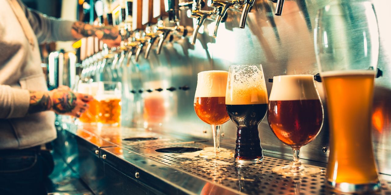 Milano – Esplode lite al Pub: tifosi interisti aggrediscono turisti e li feriscono