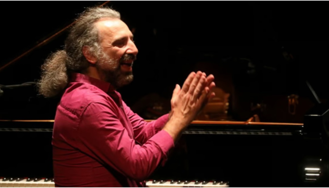 A Milano concerti all’alba (ma non solo) e nei cortili delle case – Un grande evento con Bollani e Baricco