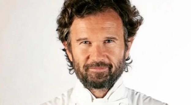 Milano – Carlo Cracco, il ristorante ha i conti ‘in rosso’: “Persi quasi 5 milioni di euro in 5 anni”