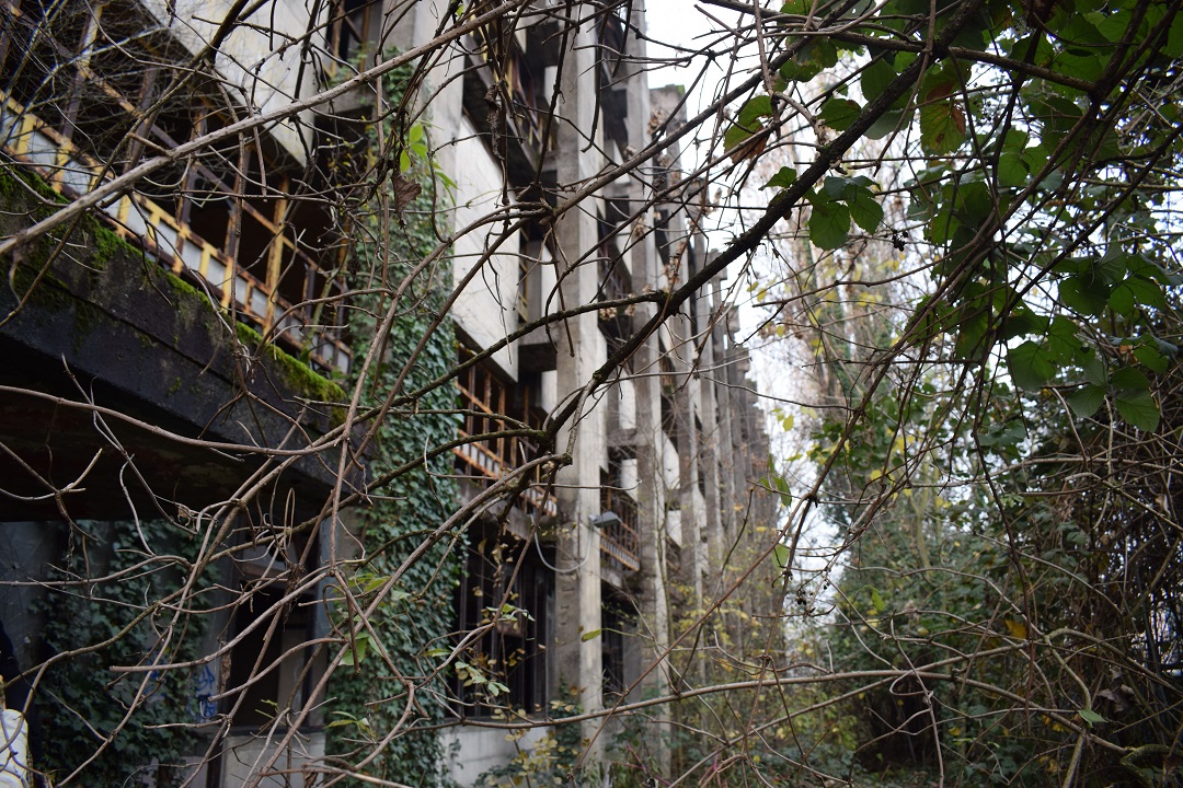 Milano Design Week – Il particolare intervento all’Istituto Spagliardi di Baggio: da simbolo del riscatto a simbolo del design