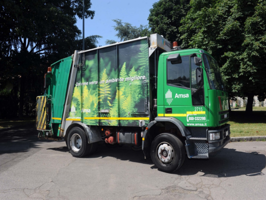 Tari a Milano – La  tariffa diminuisce anche nel 2023, più rifiuti prodotti da attività commerciali: INFO