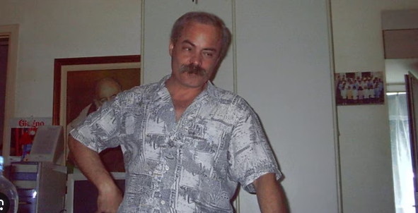 Milano – Ucciso a coltellate in casa, in zona Corvetto: la polizia ferma due persone