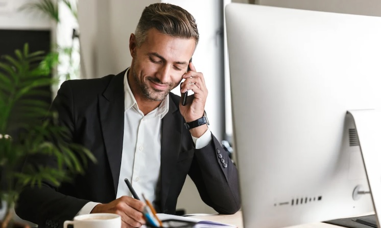 Quanto prende un dipendente statale rispetto a un privato? Ecco chi è il più ‘ricco’. Lo studio