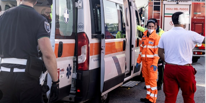 Lombardia – Nuova tragedia sul lavoro: operaio travolto da un camion, muore in un cantiere