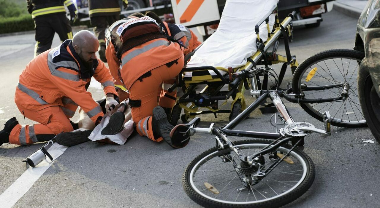 Dramma a Milano – Ciclista va a sbattere contro autobus fermo: morto