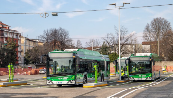 Milano al primo posto in Italia per la “mobilità elettrica e pulita”, settima in Europa. La speciale classifica