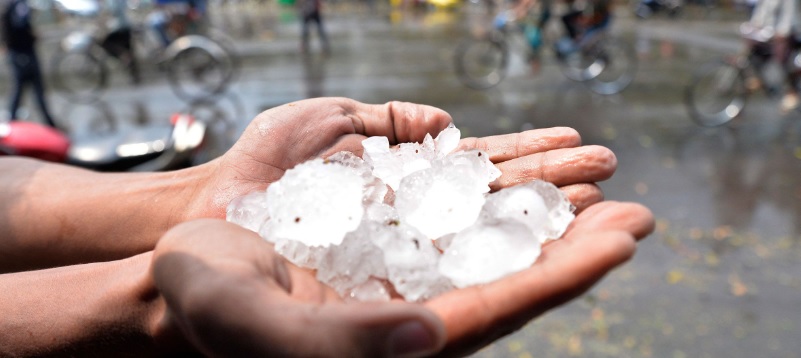 Milano e Lombardia – Ora il pericolo è la grandine: “Missili” da 200 grammi che viaggiano a 150 km all’ora. Parla l’esperto