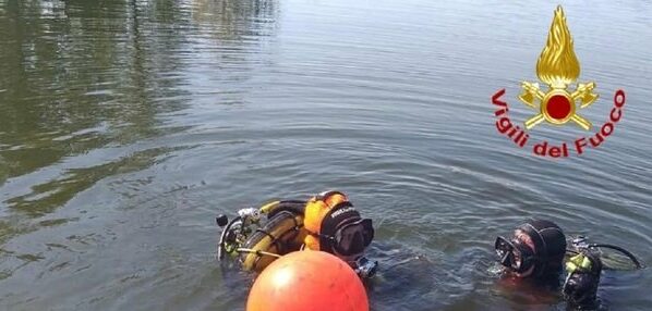 Giallo a Milano – Trovato cadavere nel laghetto: mistero sull’identità