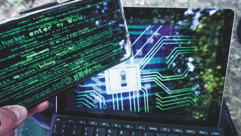 I Governi europei vogliono spiare i giornalisti: “Motivi di sicurezza nazionale”. E scoppia la polemica