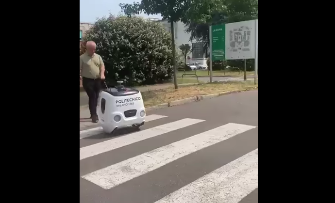A Milano arriva ‘Budd’, il robot che guida i non vedenti in strada – Grazie al Politecnico