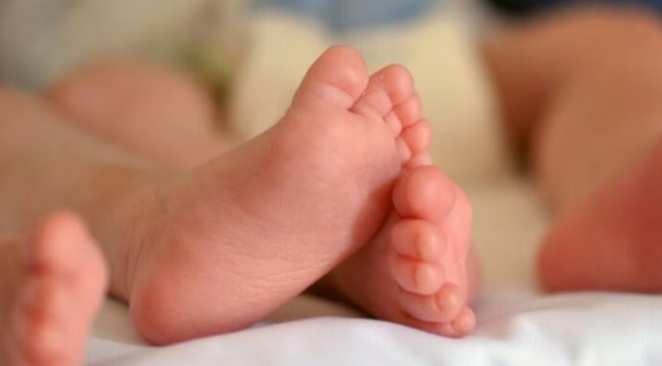 Dramma in Lombardia –  Ospedale condannato per il bimbo schiacciato dalla mamma dopo il parto: “Mancato monitoraggio”