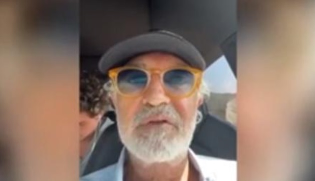 Briatore contro la Fiat: “In strada non si vedono più auto italiane. Ci sono solo vecchie carrette”