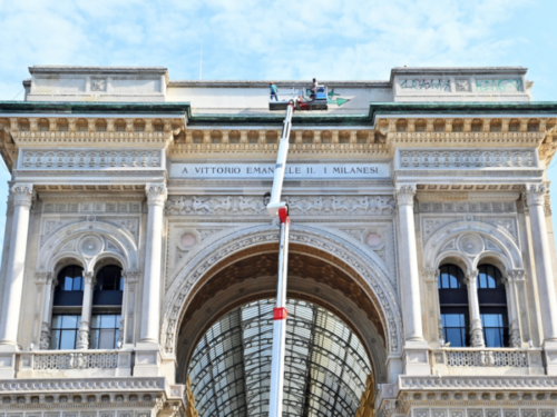 Galleria Vittorio Emanuele II – Intervento sulla facciata, ripulita e restituita alla città