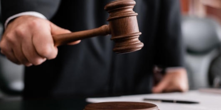 Giurisprudenza, crollo degli iscritti: -33% in 10 anni – Giovani in fuga dalla Facoltà