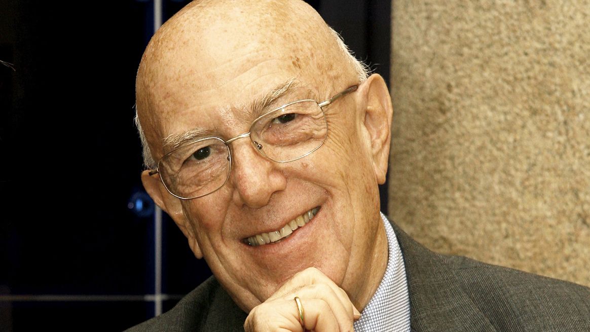 Milano – A 82 anni aggredito l’ex presidente della Moda Mario Boselli: “Mi hanno strappato la collana. Situazione insostenibile”