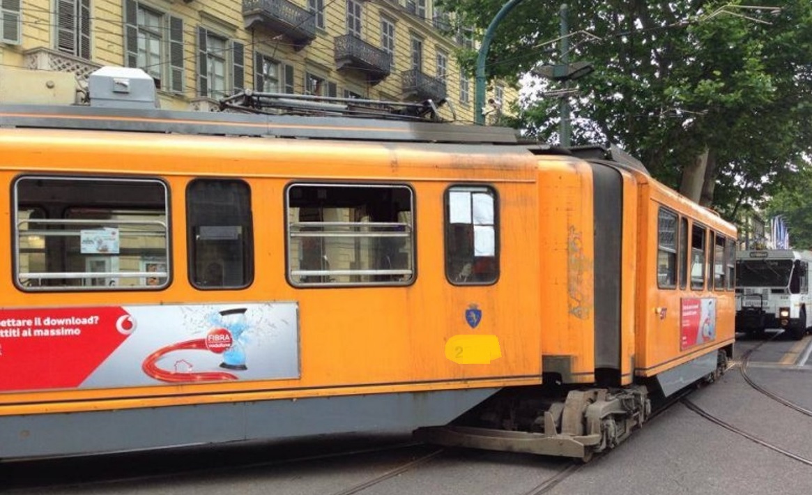 Milano – Violento scontro fra tram: 10 feriti
