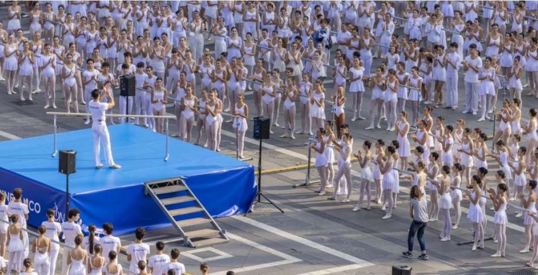 Eventi a Milano – Fino a domani la grande ‘Festa della Danza’ di Roberto Bolle in piazza Duomo, un evento unico al mondo