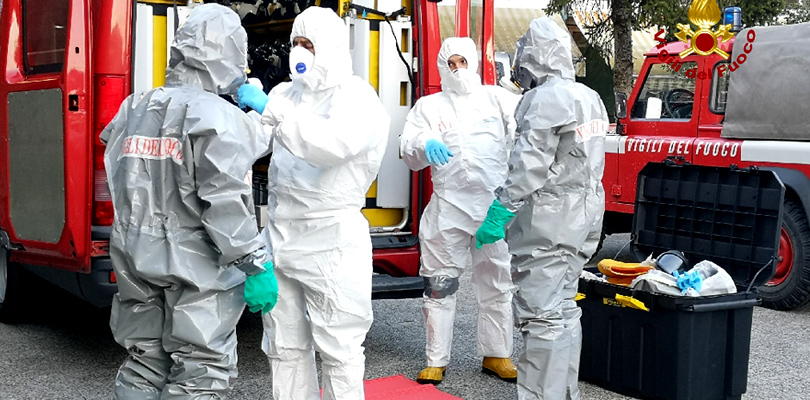 Paura a Milano – Nel negozio del lusso si sprigiona una sostanza sconosciuta: in 37 hanno bisogno di cure mediche