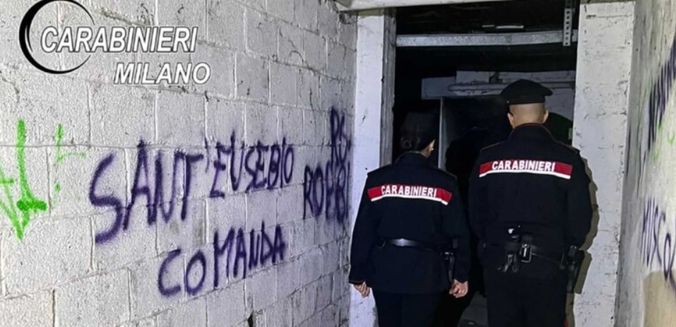 Milano – Controlli a tappeto in quartiere ‘difficile’: sequestrate armi e droga