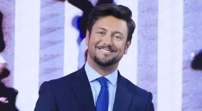 Giambruno segnalato dall’Ordine dei Giornalisti al Consiglio di disciplina: “Frasi allusive alle colleghe”