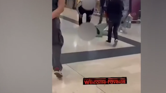 Folle aggressione a Porta Garibaldi: massacrato con calci e pugni