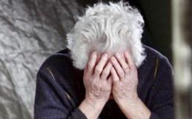 Dramma in Lombardia – Anziana muore cadendo dal balcone. Arrestata la domestica