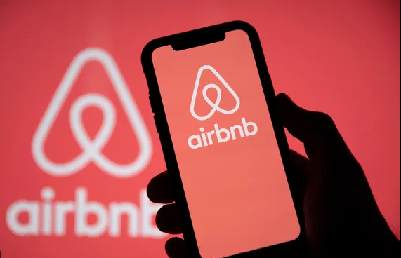 Milano – Inchiesta Airbnb: “Non ha pagato le tasse”: sequestrati quasi 800 milioni. Ecco cosa è successo