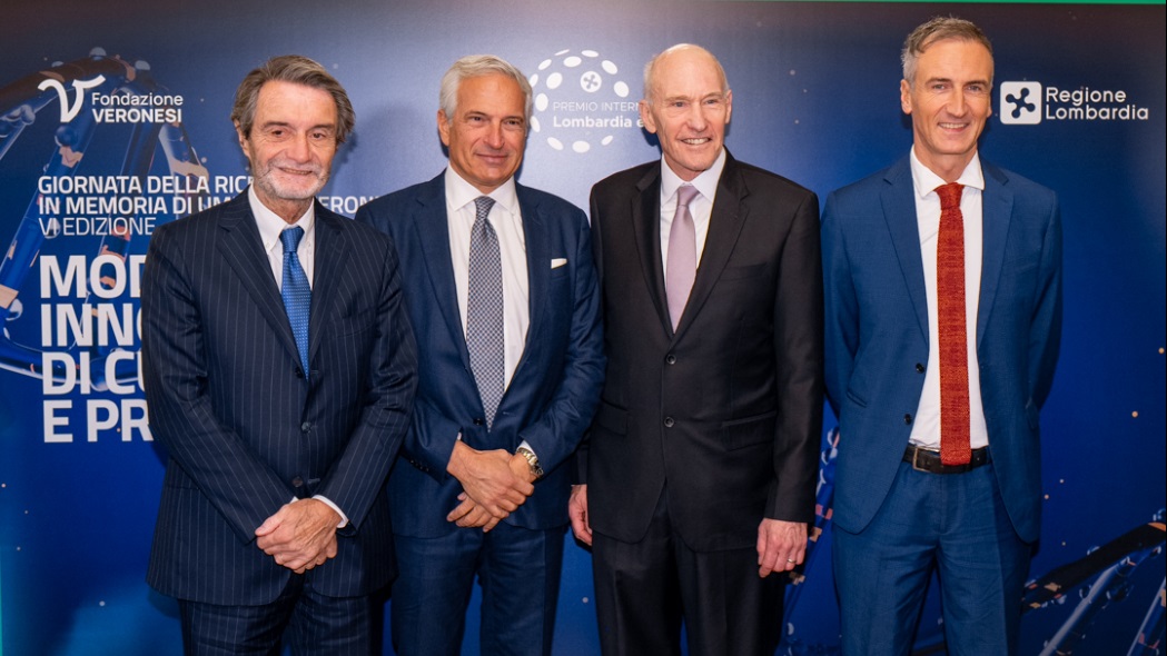 Lombardia per la ricerca contro il cancro – Consegnato 1 milione di euro in memoria di Umberto Veronesi