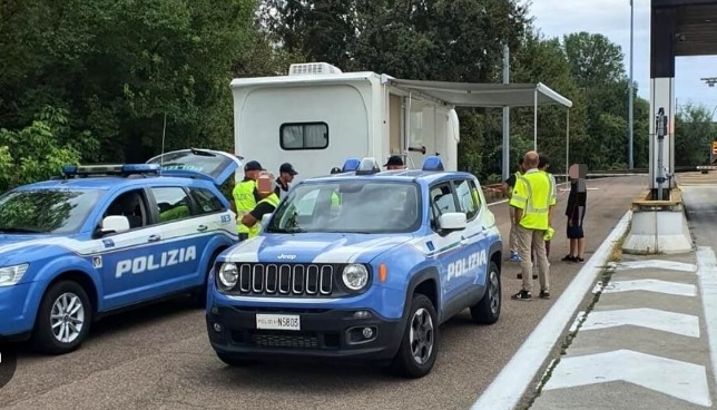 In Lombardia controlli straordinari sulle strade – In 3 giorni 4mila veicoli controllati, ben 62 patenti ritirate