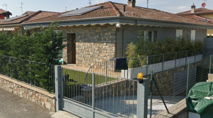 Tragedia in Lombardia – Donna uccide il marito in casa a coltellate. Avevano una figlia di 5 anni. Il giorno prima diceva: “Ho delle allucinazioni”