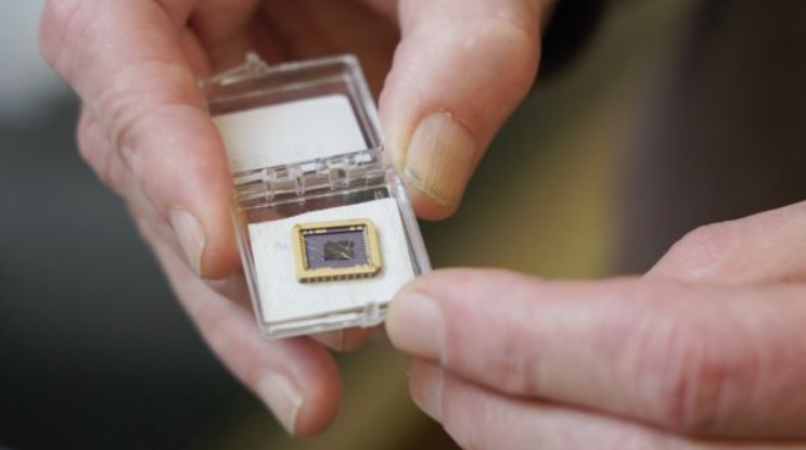 Rivoluzione nell’elettronica – Arriva il primo semiconduttore in grafene, sottile come l’atomo. Ecco a cosa servirà