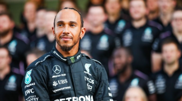 Clamoroso in F1: Hamilton alla Ferrari. L’ annuncio