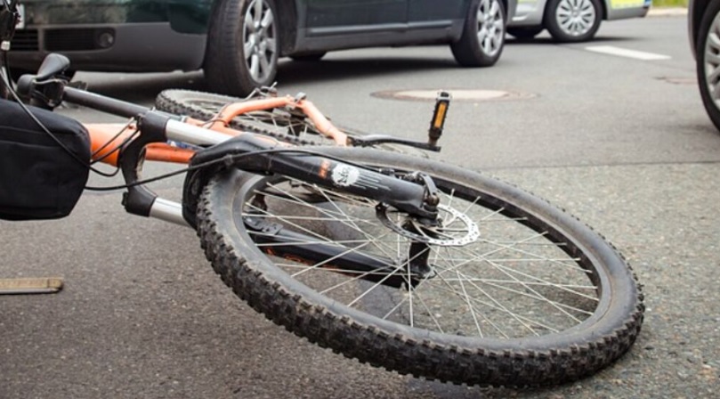 Domenica di sangue nel Milanese – Auto travolge due uomini in bicicletta: un morto