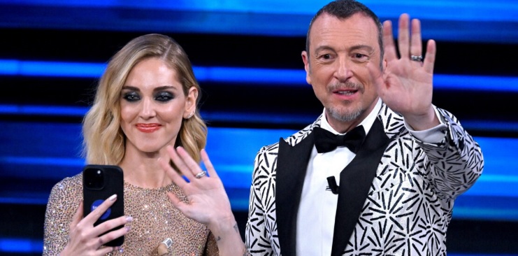 Caso Ferragni – Amadeus: arriva la maxi multa da 175mila euro per pubblicità occulta – Ecco perché