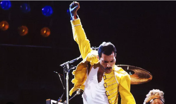 A Milano torna la magia dei Queen con lo spettacolo campione di incassi “We will rock you”. L’evento