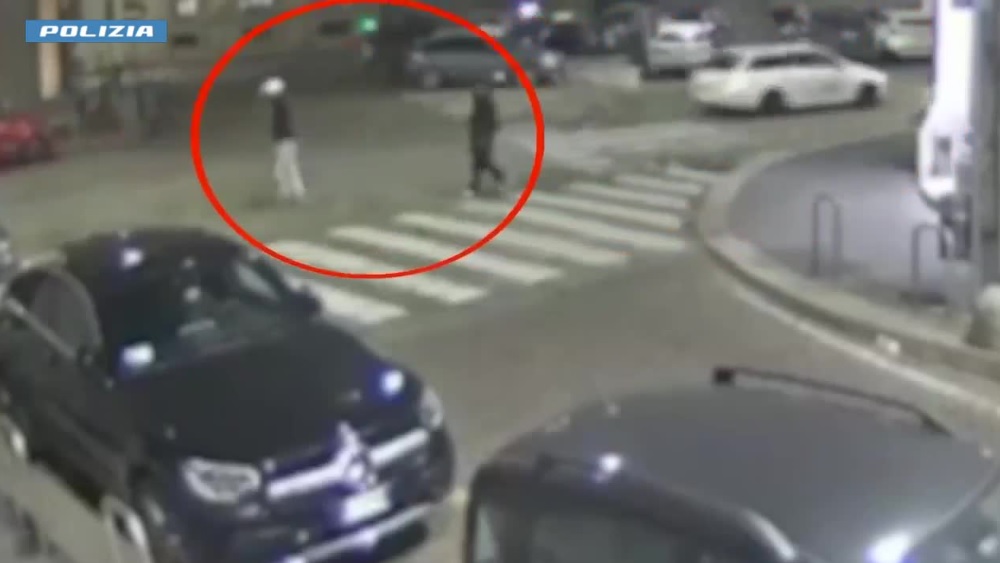 Milano – Rapinata nota regista teatrale: arrestati i due aggressori, sono due giovani maghrebini