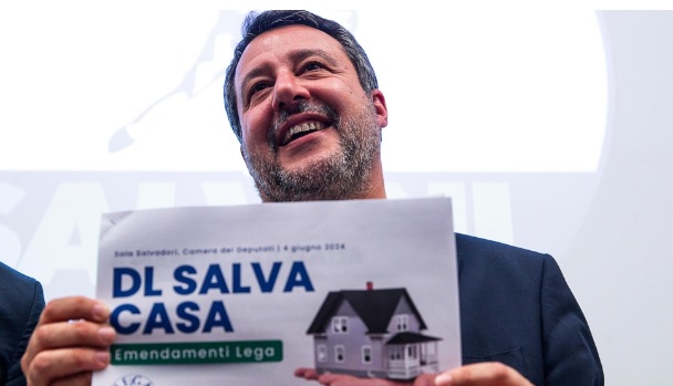 Milano – Salvini: sì ai micro-monolocali da 20 Mq. E monta la polemica: “Vergogna, vacci a vivere tu”