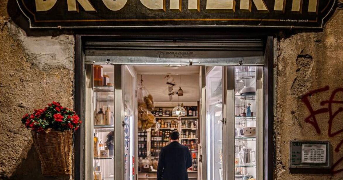 Milano – Premiate le botteghe storiche: il negozio più antico compie 113 anni. Ecco dove si trova