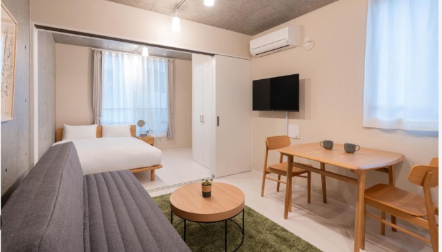 A Milano la nuova “follia” immobiliare. Mini case da 15 mq a 3.700 euro al mese. Cosa dice la Legge