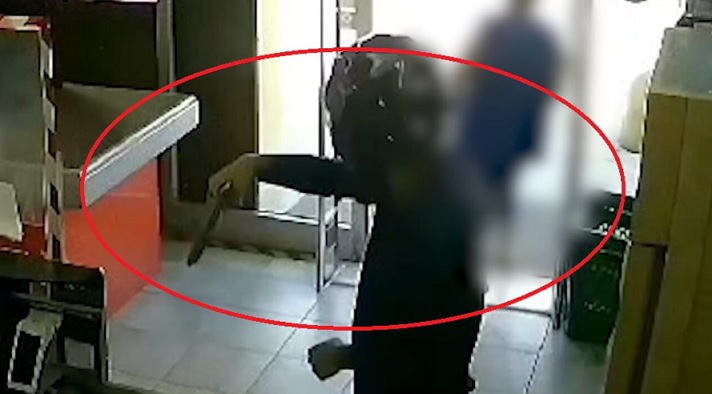 Milano – Rapina i supermercati armato di pistola: individuato con le telecamere e arrestato